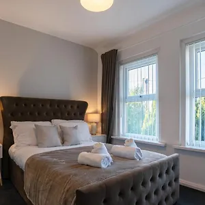 Comfy 3bed House-parking-garden , Newcastle upon Tyne United Kingdom